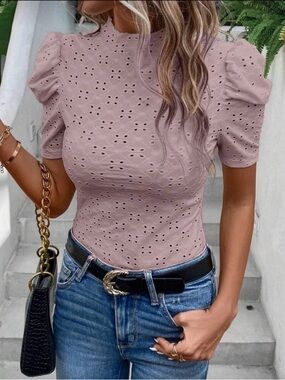 Eyelet Puff Sleeve Top - Mauve Pink